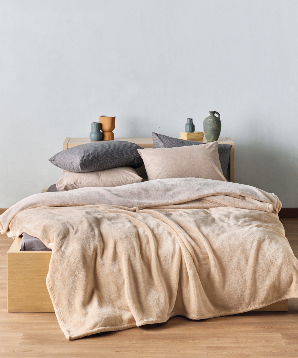 YOLANDA 12 ΚΟΥΒΕΡΤΑ.MONH